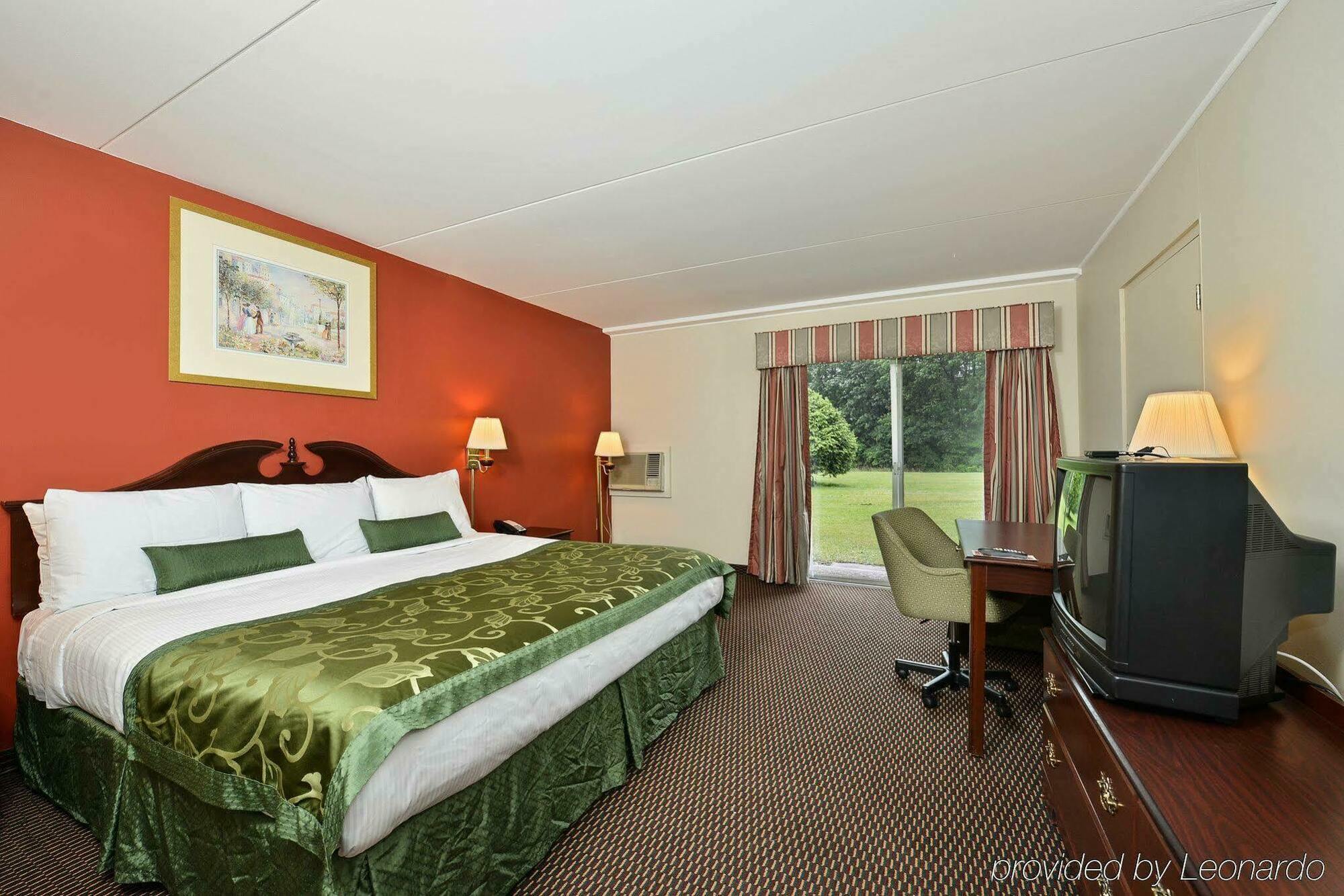 Center Street Value Inn Auburn Eksteriør billede
